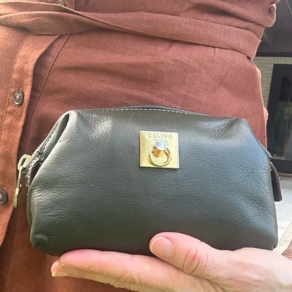 CELINE. Cosmetic pouch - Picture 13 of 16